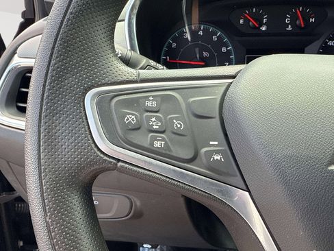 Used 2022 Chevrolet Equinox LS FWD image 16
