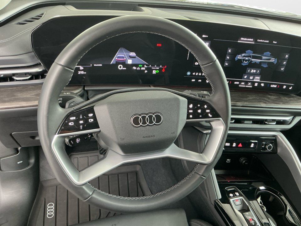 Used 2025 Audi Q5 Premium Plus AWD/4WD image 13