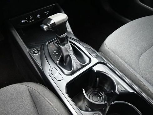 Used 2025 Kia K4 LXS image 30