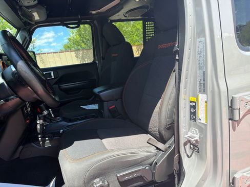 Used 2021 Jeep Gladiator Mojave w/ LED Lighting Group AWD/4WD image 12