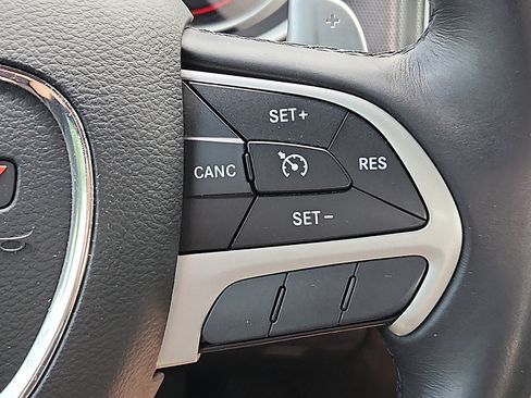 Certified 2016 Dodge Charger R/T RWD image 20