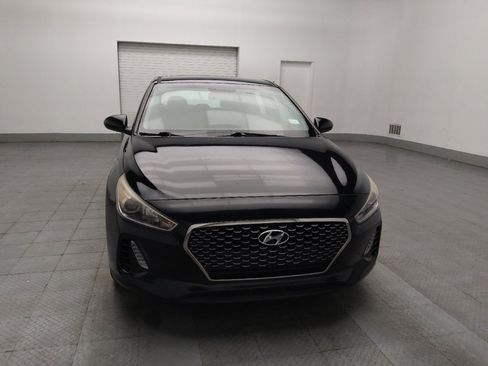 Used 2018 Hyundai Elantra GT FWD image 14