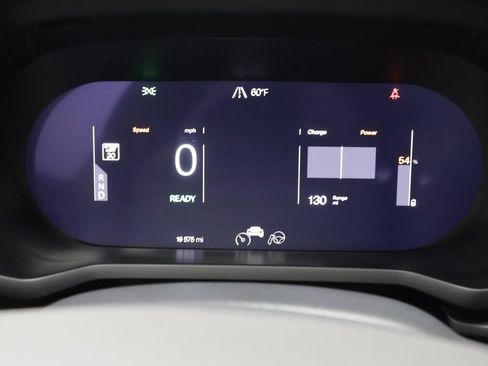 Used 2023 Polestar Polestar 2 w/ Pilot Pack image 8