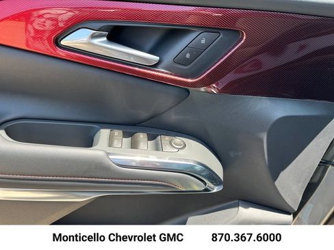 New 2026 Chevrolet Traverse Z71 w/ Enhanced Driving Package AWD/4WD image 11
