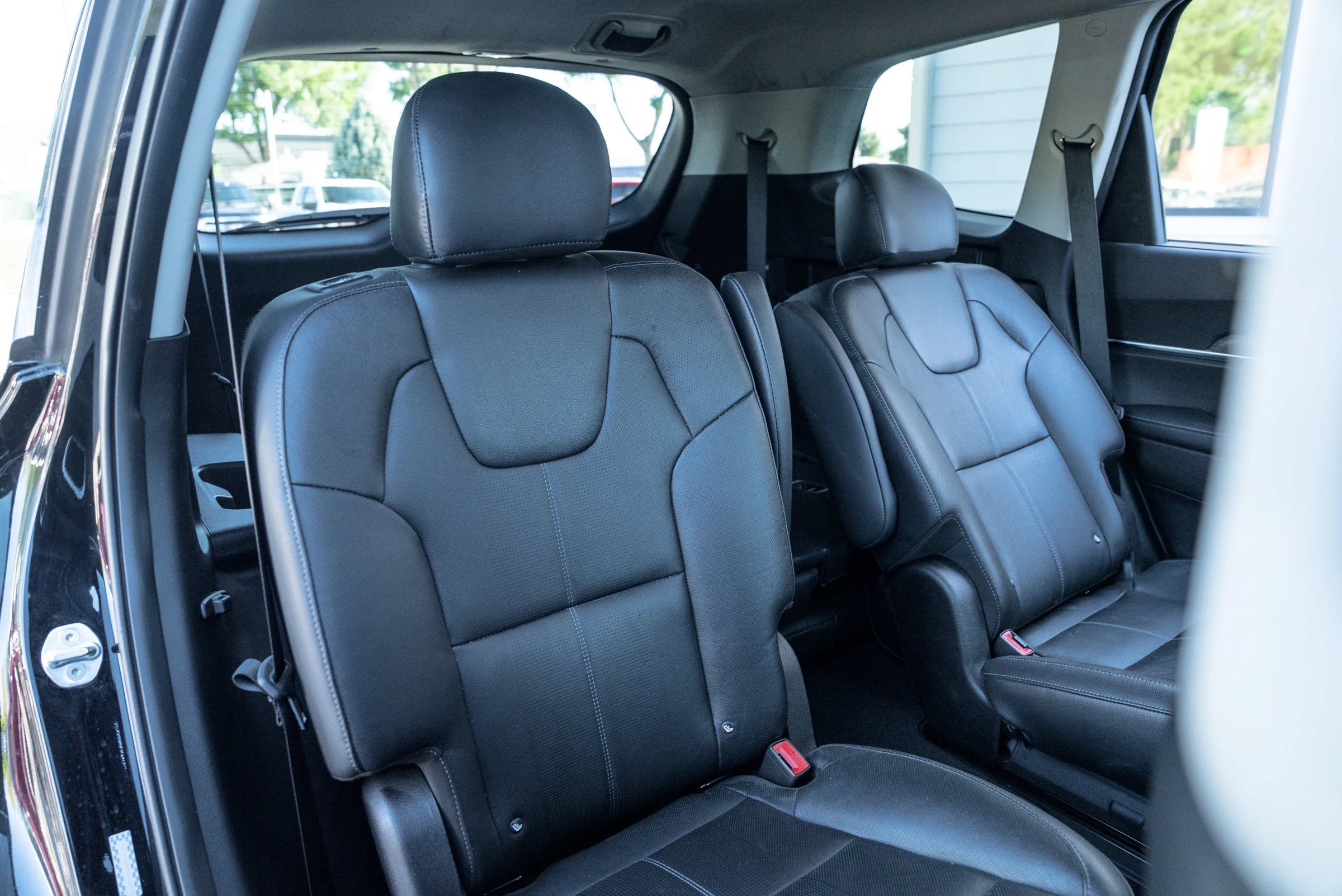 Used 2021 Kia Telluride EX w/ EX Premium Package AWD/4WD image 17