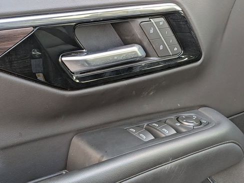 Used 2025 Chevrolet Tahoe Z71 image 14