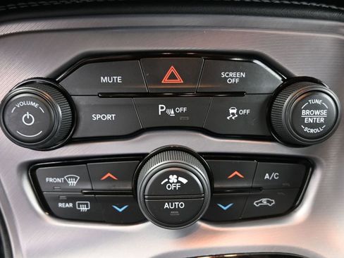 Used 2023 Dodge Challenger SXT w/ Plus Package image 24