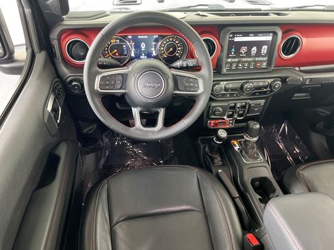 Used 2023 Jeep Wrangler Unlimited Rubicon w/ LED Lighting Group AWD/4WD image 21
