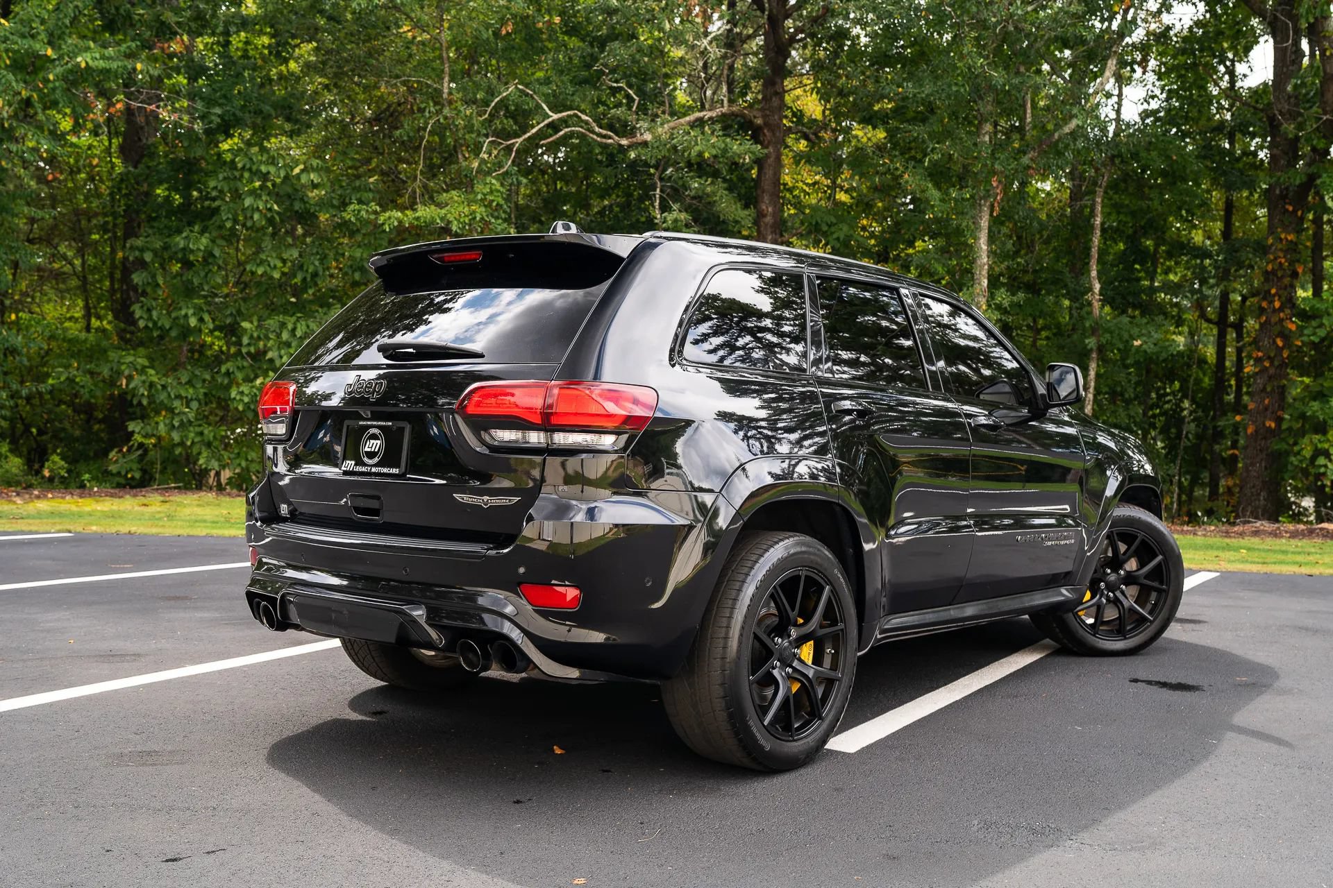 Used 2018 Jeep Grand Cherokee Trackhawk AWD/4WD image 2