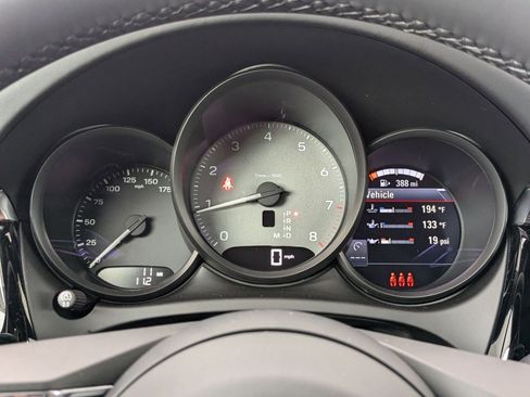 New 2025 Porsche Macan S image 16