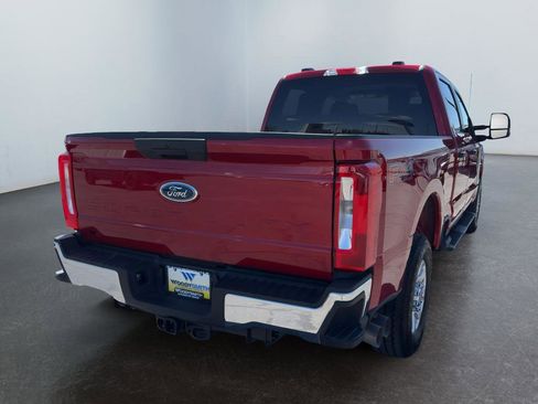 Used 2024 Ford F250 XLT w/ FX4 Off-Road Package AWD/4WD image 5