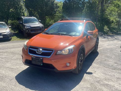 Used 2014 Subaru Crosstrek 2.0i Premium AWD/4WD image 1