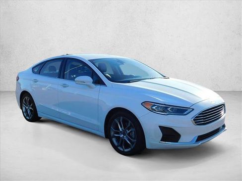 Used 2020 Ford Fusion SEL FWD image 6