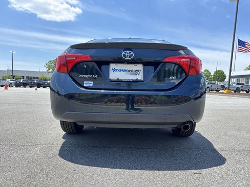 Used 2019 Toyota Corolla SE w/ SE Premium Package FWD image 9