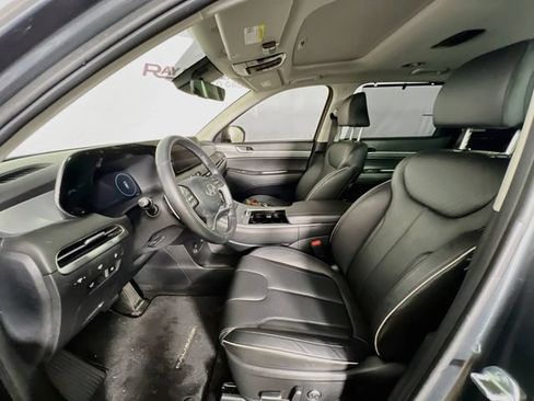 Used 2024 Hyundai Palisade SEL w/ Premium Package AWD/4WD image 9