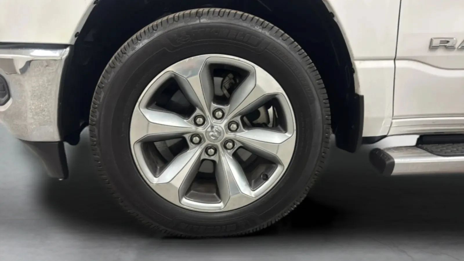 Used 2020 RAM 1500 Big Horn RWD image 25