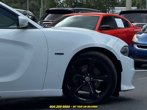 Used 2016 Dodge Charger R/T RWD image 8