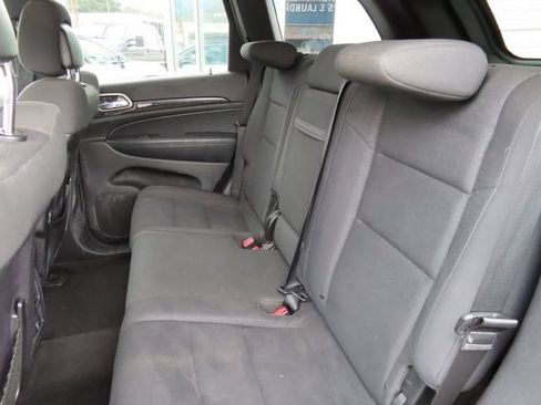 Used 2012 Jeep Grand Cherokee Laredo w/ Laredo E Group AWD/4WD image 13