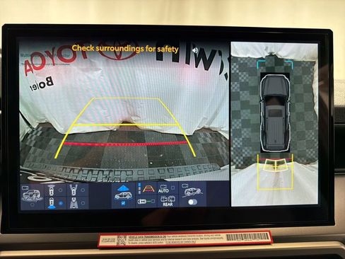 Used 2026 Toyota 4Runner Limited AWD/4WD image 32