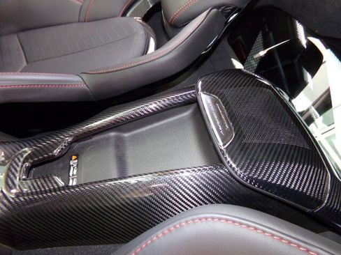 Used 2021 Chevrolet Corvette 3LT Z51 Coupe w/ Z51 Performance Package image 30