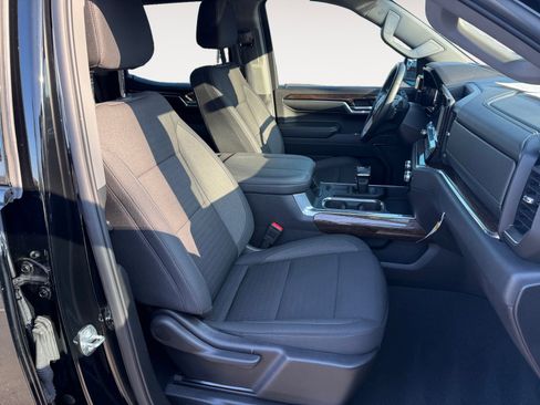 Used 2024 GMC Sierra 1500 Elevation w/ X31 Off-Road Package image 19