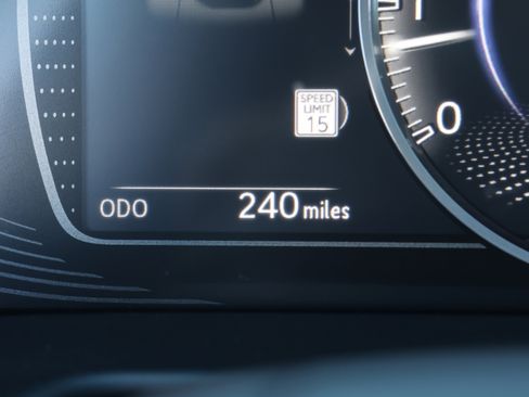 Used 2025 Lexus ES 350 w/ Premium Package image 19