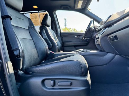Used 2020 Honda Pilot Black Edition image 10