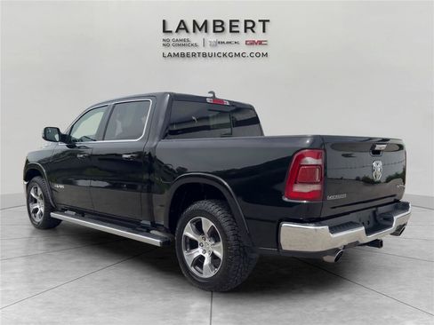 Used 2022 RAM 1500 Laramie AWD/4WD image 3