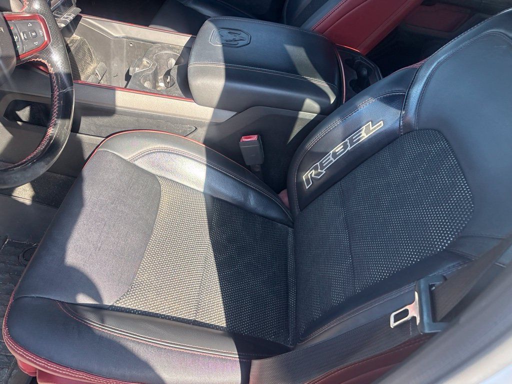 Used 2019 RAM 1500 Rebel AWD/4WD image 15