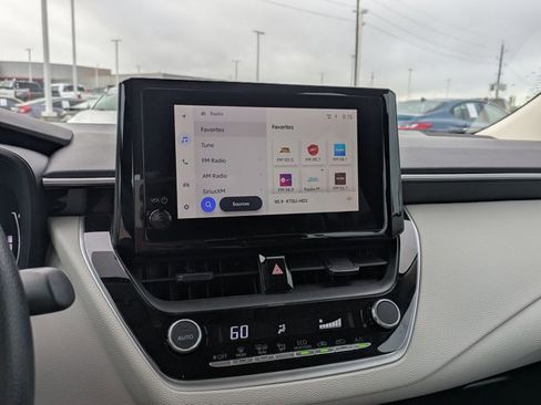 Used 2026 Toyota Corolla LE image 12