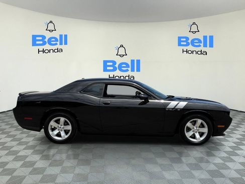 Used 2013 Dodge Challenger R/T RWD image 7