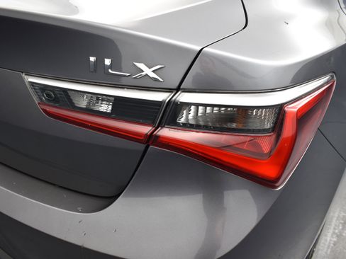 Used 2022 Acura ILX w/ Premium Package image 7