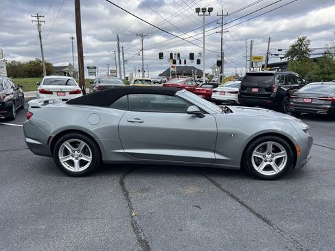 Used 2023 Chevrolet Camaro LT image 5