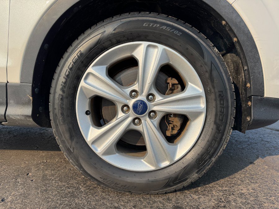 Used 2014 Ford Escape SE w/ Equipment Group 201A AWD/4WD image 13