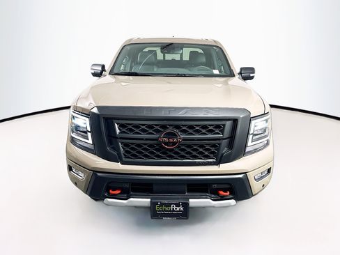 Used 2024 Nissan Titan PRO-4X w/ Pro-4x Convenience Package image 2