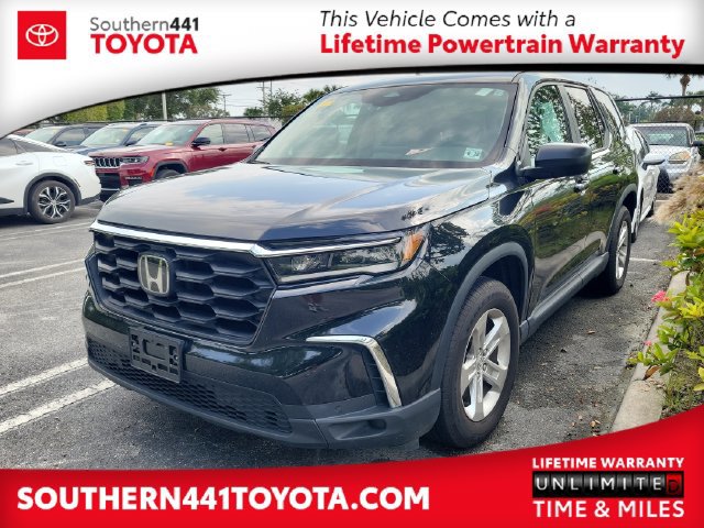 Used 2023 Honda Pilot LX image 1