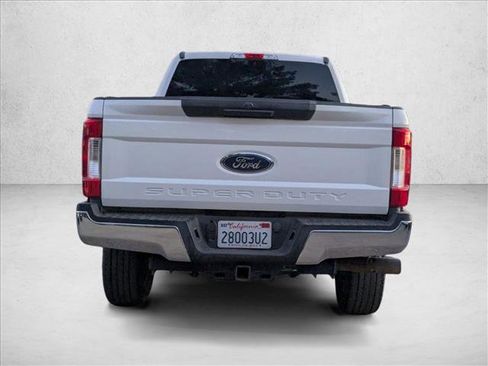 Used 2019 Ford F250 XLT image 6