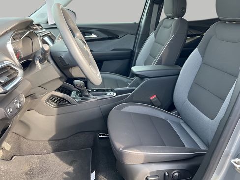 Used 2023 Chevrolet TrailBlazer LT w/ Convenience Package image 26