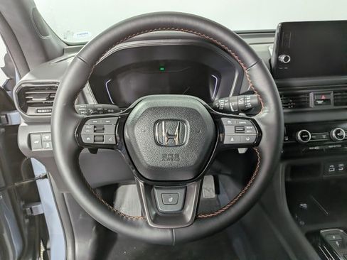 New 2025 Honda Pilot TrailSport image 19