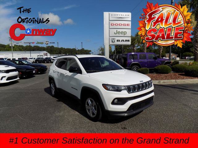 Certified 2023 Jeep Compass Latitude AWD/4WD image 1