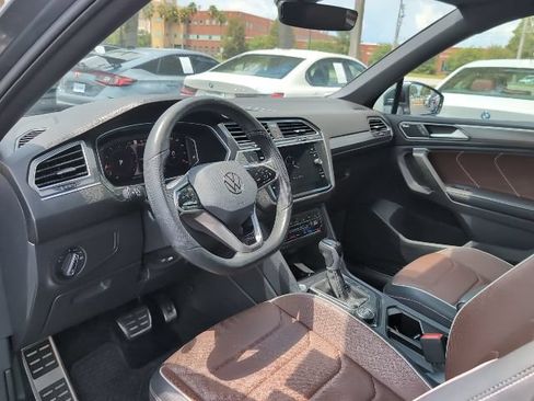 Used 2024 Volkswagen Tiguan SEL R-Line AWD/4WD image 8