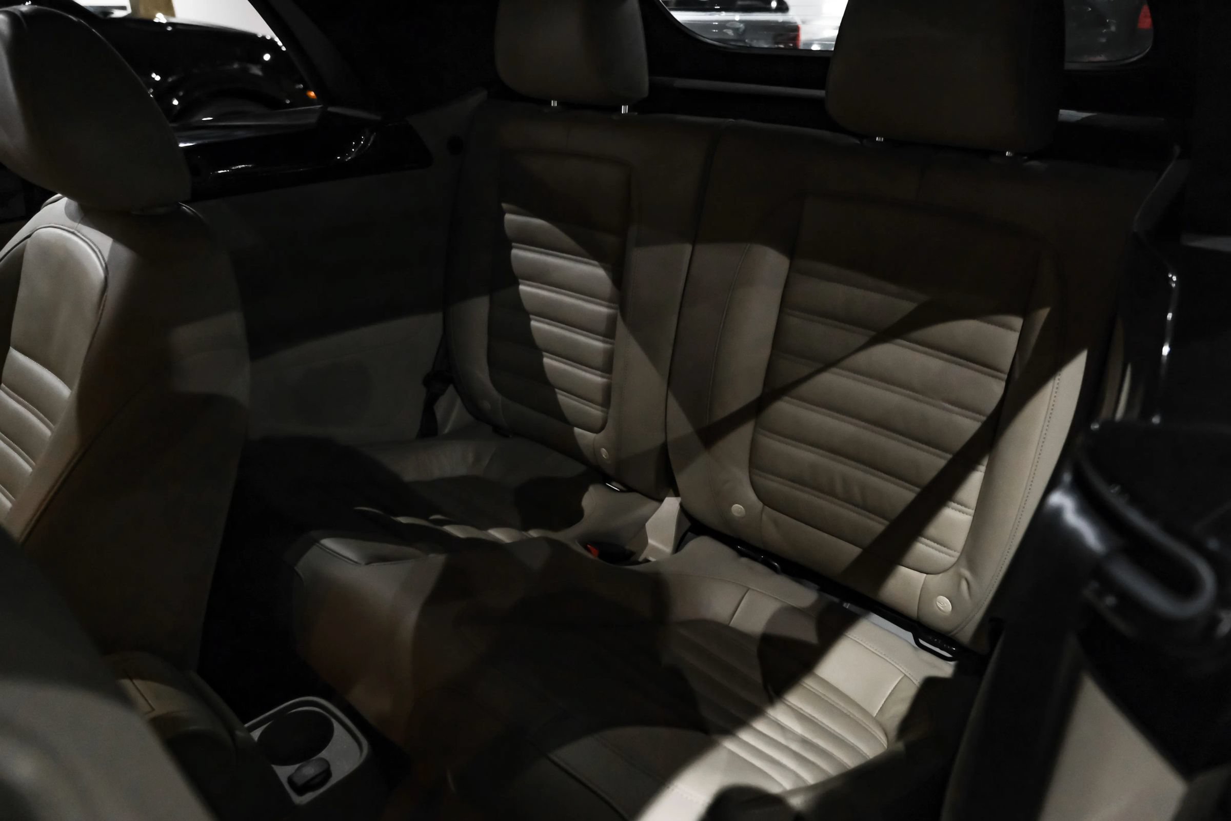 Used 2013 Volkswagen Beetle 2.0T FWD image 36