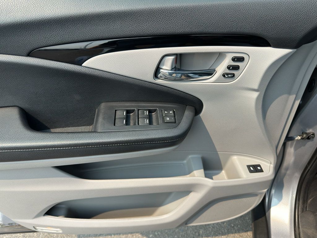 Used 2022 Honda Pilot Elite image 14