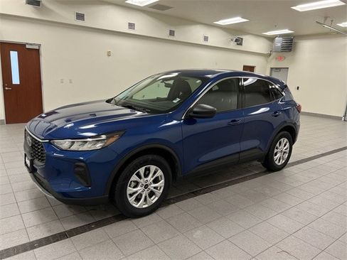 Certified 2023 Ford Escape Active image 4