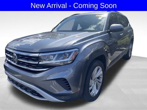 Used 2021 Volkswagen Atlas SE FWD image 2