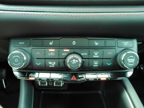 Used 2026 Dodge Durango GT RWD image 43