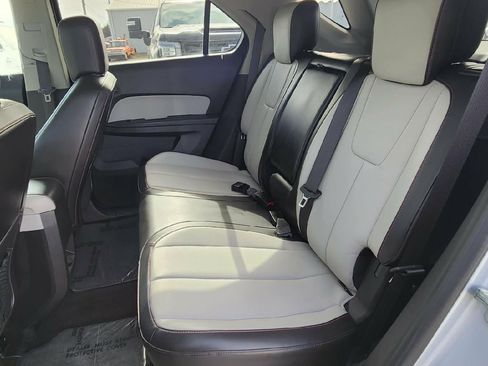 Used 2010 Chevrolet Equinox LT image 11