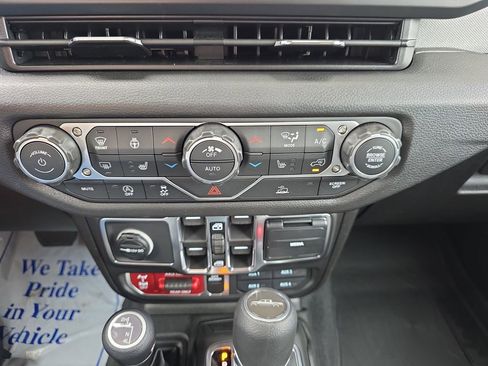 New 2026 Jeep Gladiator Willys image 25