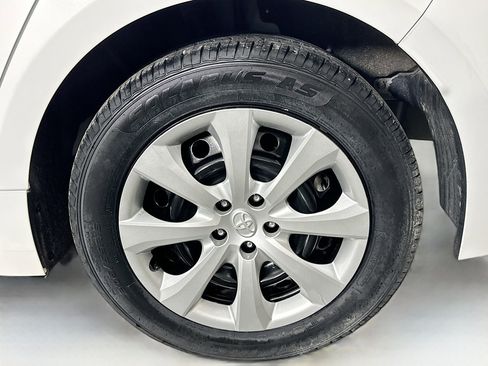 Used 2024 Toyota Corolla LE image 11