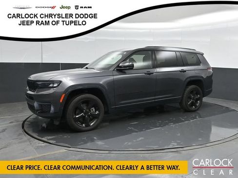 Used 2023 Jeep Grand Cherokee L Laredo AWD/4WD image 1
